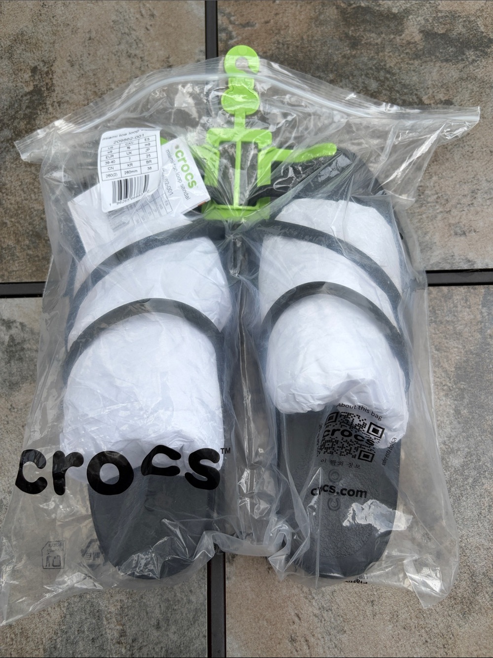 BNWT CROCS Black Miami Toe Loop Double-Strap Slide Sandals - Picture 10 of 12